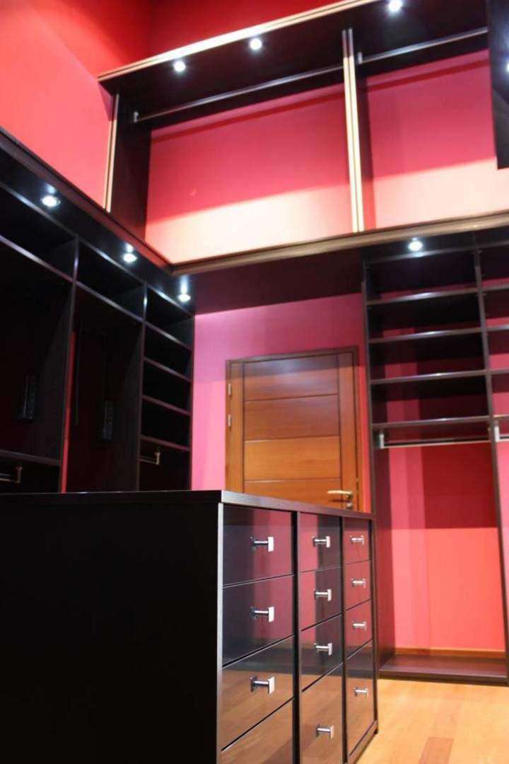 Fabrication meubles sur mesure Sud de la Manche